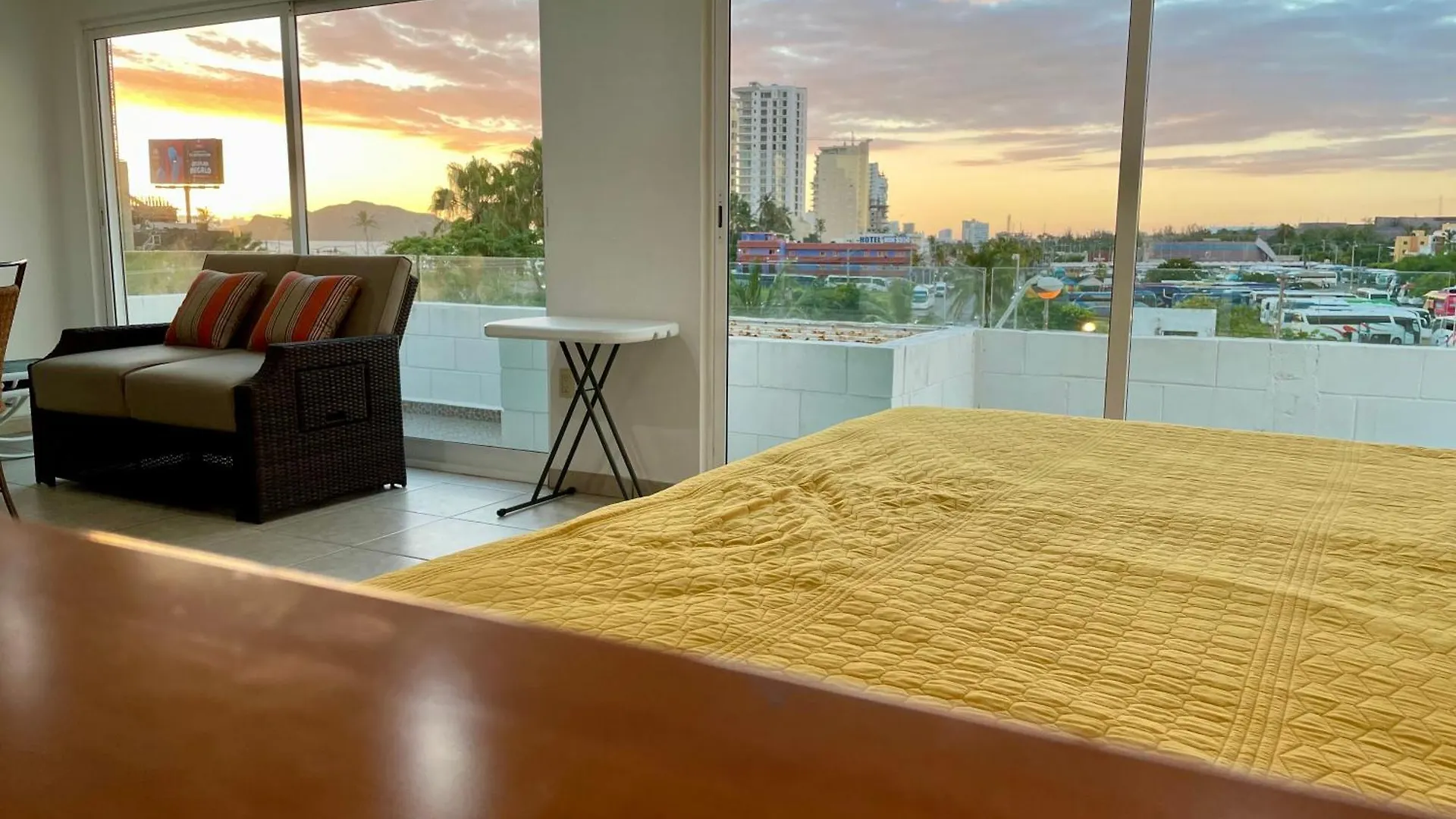 Apto Con Terraza Privada Muy Cerca De Playa ماساتلان المكسيك